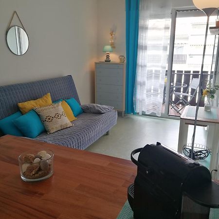 Ferienwohnung Agreable Studio Avec Terrasse A150M De La Plage Saint-Georges-de-Didonne Exterior foto